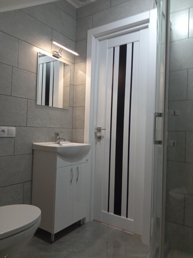 39 Apart Hotel Лвив Екстериор снимка