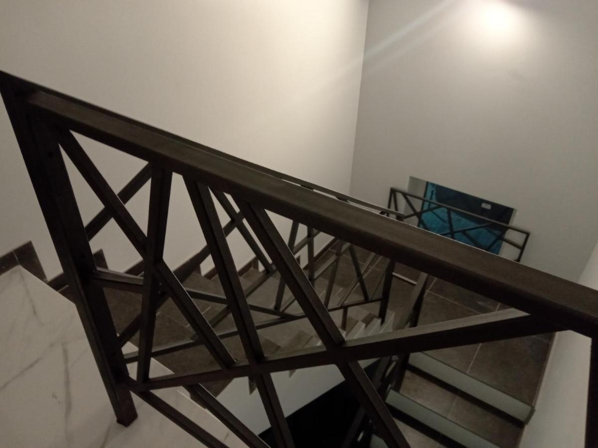 39 Apart Hotel Лвив Екстериор снимка