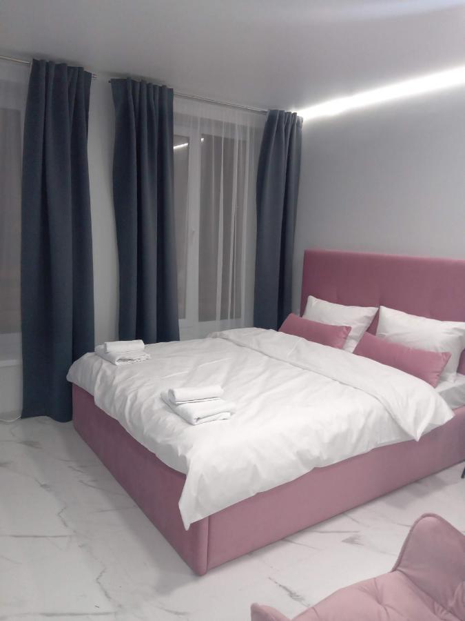 39 Apart Hotel Лвив Екстериор снимка
