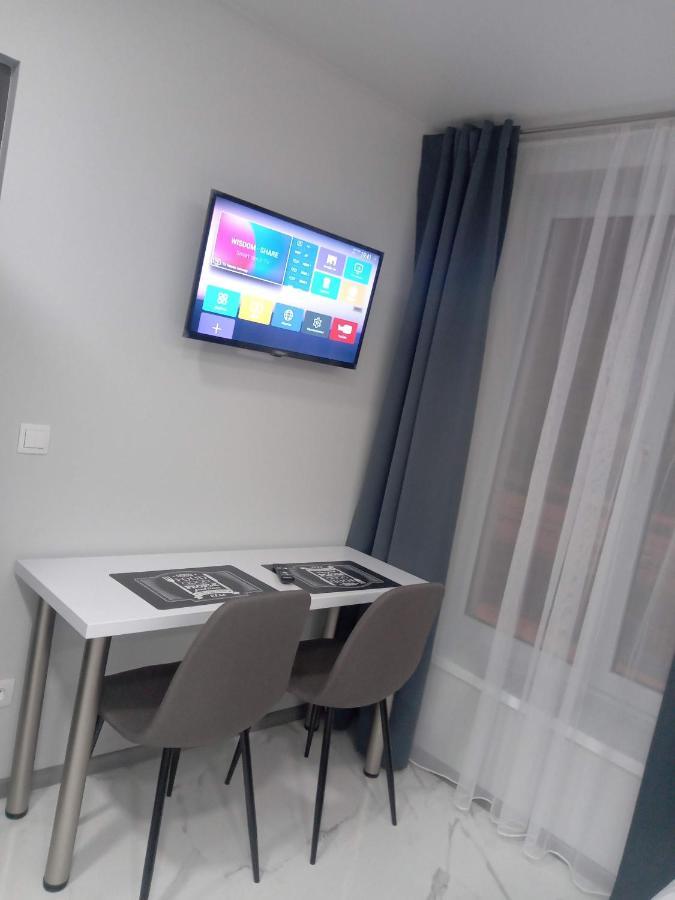 39 Apart Hotel Лвив Екстериор снимка