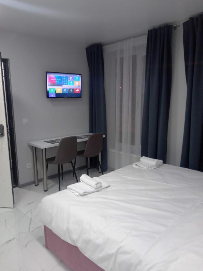 39 Apart Hotel Лвив Екстериор снимка