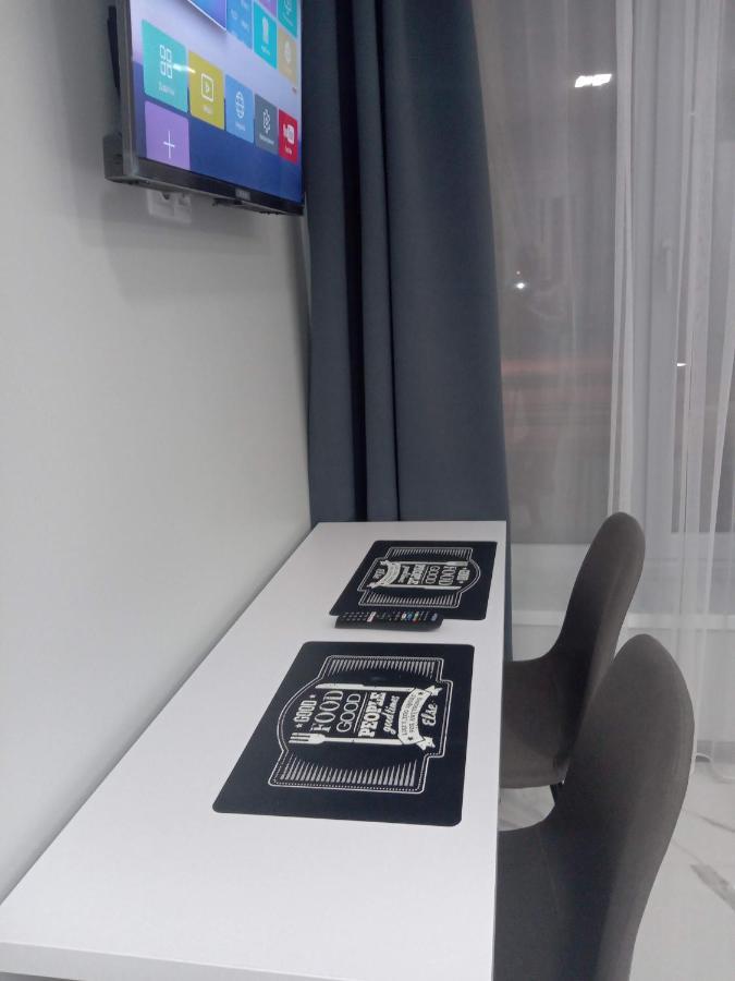 39 Apart Hotel Лвив Екстериор снимка