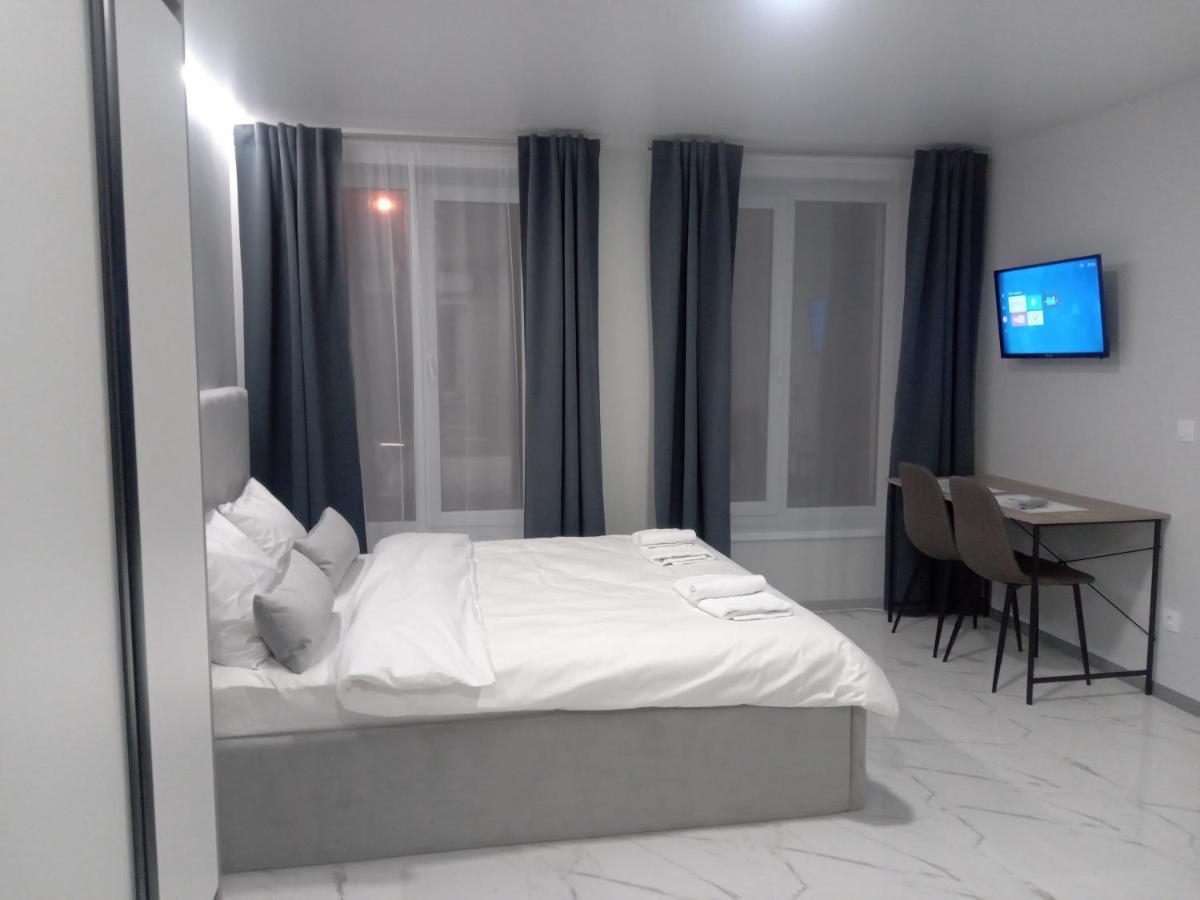 39 Apart Hotel Лвив Екстериор снимка
